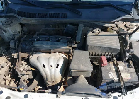 2009 Toyota Camry Xle z USA, uszkodzony, nr VIN 4T1BE46KX9U909875